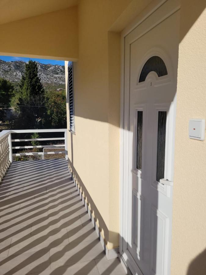 Mala Vila Seline Exteriör bild